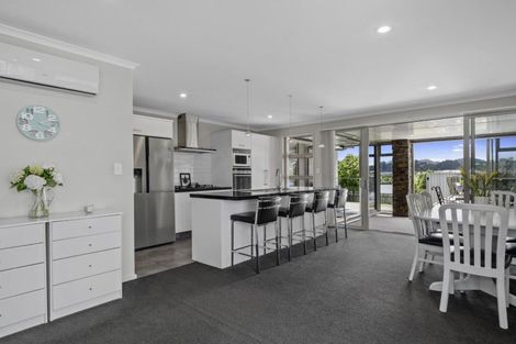 Photo of property in 162 Lakes Boulevard, Pyes Pa, Tauranga, 3112