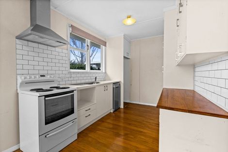Photo of property in 15 Tasman Street, Havelock North, 4130