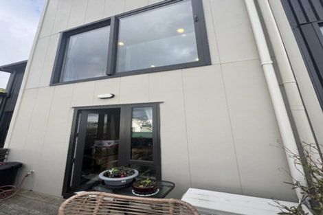 Photo of property in 165 Grant Road, Thorndon, Wellington, 6011