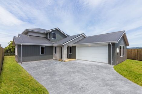 Photo of property in 66 Huka Heights Drive, Rangatira Park, Taupo, 3330