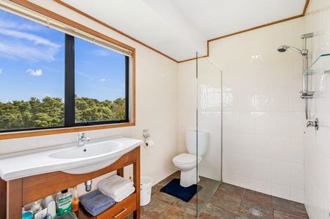 Photo of property in 30 Galliard Way, Kauri, 0185