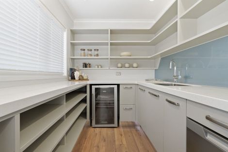 Photo of property in 19 Beach Road, Otumoetai, Tauranga, 3110