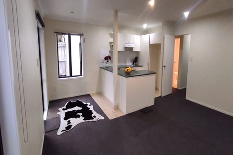 Photo of property in 17 Blumhardt Place, Avondale, Auckland, 1026