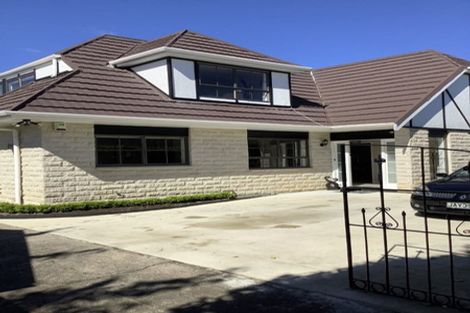 Photo of property in 14b Nikau Grove, Woburn, Lower Hutt, 5010