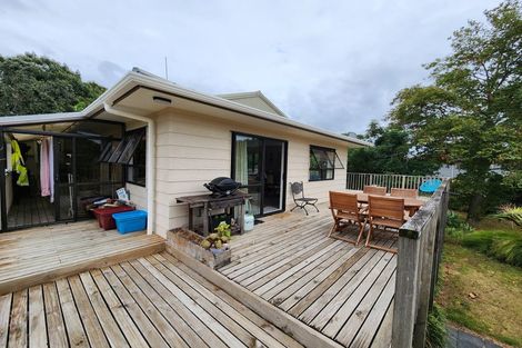 Photo of property in 296a One Tree Point Road, One Tree Point, 0118
