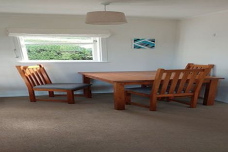 Photo of property in 38 Northland Road, Northland, Wellington, 6012