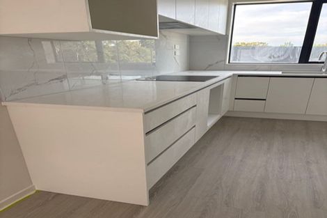 Photo of property in 47 Dale Crescent, Pakuranga, Auckland, 2010