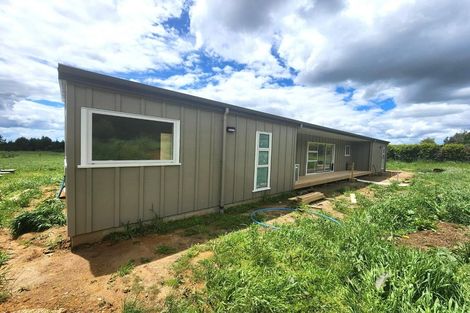 Photo of property in 2 Sarona Park Drive, Omanawa, 3171