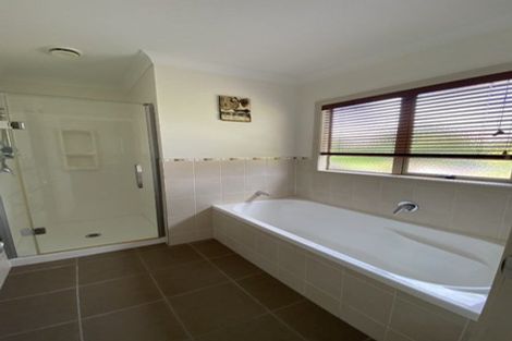 Photo of property in 58 English Oak Drive, Schnapper Rock, Auckland, 0632