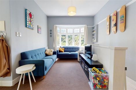 Photo of property in 14 Mount Pleasant Road, Aro Valley, Wellington, 6012