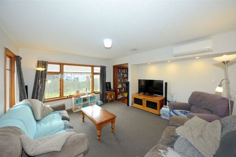 Photo of property in 9 Meon Street, Aranui, Christchurch, 8061