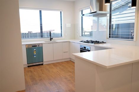 Photo of property in 35c Vincent Street, Howick, Auckland, 2014