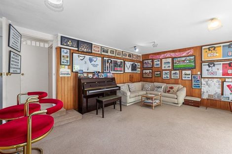 Photo of property in 98 Tiroroa Avenue, Te Atatu South, Auckland, 0610