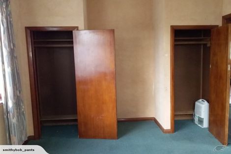 Photo of property in 2 Hobson Place, Takaro, Palmerston North, 4412