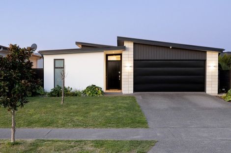 Photo of property in 3 Tuangi Way, Papamoa Beach, Papamoa, 3118