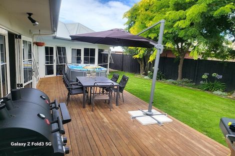 Photo of property in 22 Millcroft Place, Parklands, Christchurch, 8083