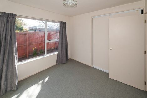 Photo of property in 2/4 Mull Place, Broomfield, Christchurch, 8042