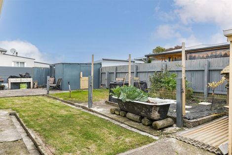 Photo of property in 20 Bentham Street, Westport, 7825