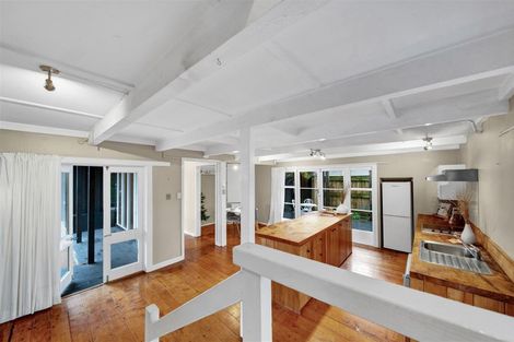 Photo of property in 18 Ohawe Terrace, Ohawe, Hawera, 4671