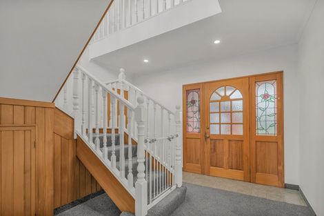 Photo of property in 12 Logan Place, Blenheim, 7201