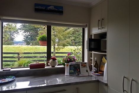 Photo of property in 77a Waterloo Crescent, Hokowhitu, Palmerston North, 4410