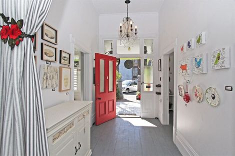 Photo of property in 28 Nile Street, Nelson, 7010