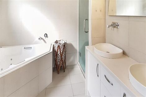 Photo of property in 147b Browns Bay Road, Browns Bay, Auckland, 0630