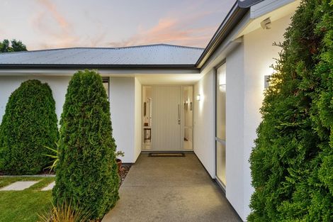 Photo of property in 15 Armour Place, Halswell, Christchurch, 8025