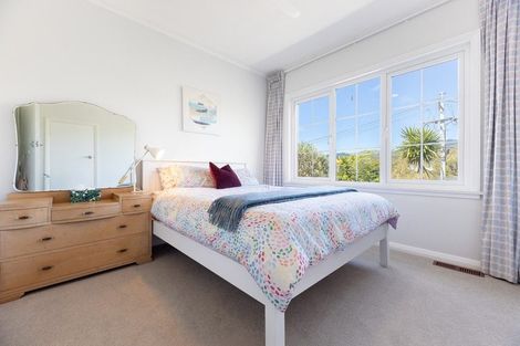 Photo of property in 1 Rosetta Road, Raumati South, Paraparaumu, 5032