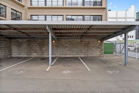 Photo of property in 2b/5 Kent Terrace, Mount Victoria, Wellington, 6011