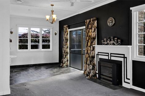 Photo of property in 35 Campbell Street, Hawera, 4610