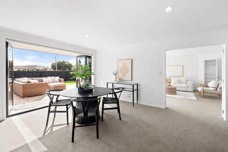 Photo of property in 19 Seabreeze Place, Papamoa Beach, Papamoa, 3118