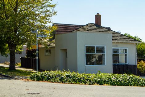 Photo of property in 83 Avenue Road, West End, Timaru, 7910