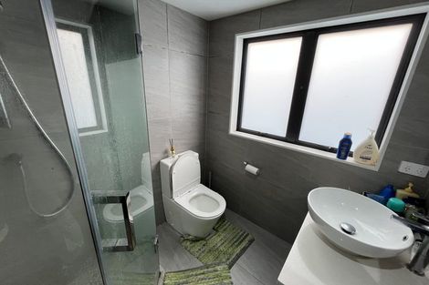 Photo of property in 216a Bucklands Road, Bucklands Beach, Auckland, 2012