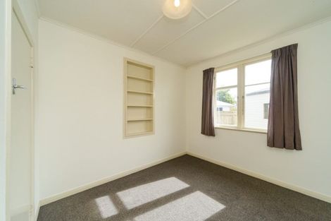 Photo of property in 21 Salisbury Avenue, Terrace End, Palmerston North, 4410