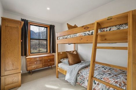 Photo of property in 66 Te Awa Road, Albert Town, Wanaka, 9382
