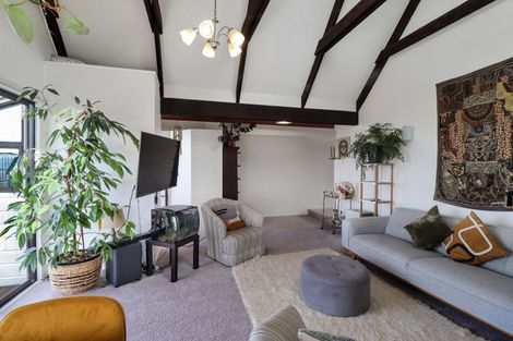 Photo of property in 21 Orissa Crescent, Broadmeadows, Wellington, 6035