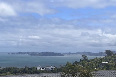 Photo of property in 17 Jasmine Grove, Maungaraki, Lower Hutt, 5010