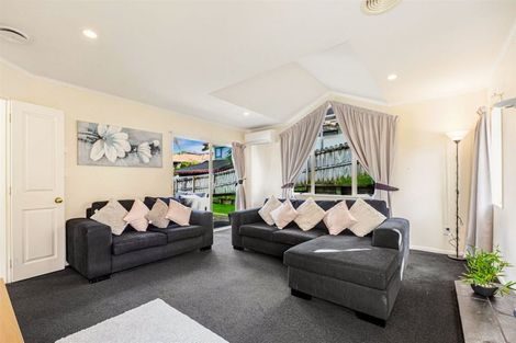 Photo of property in 157c Colwill Road, Massey, Auckland, 0614