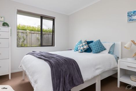 Photo of property in 13 Riverleigh Drive, Snells Beach, 0920