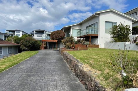 Photo of property in 8 Copperfield Terrace, Mellons Bay, Auckland, 2014