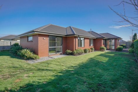 Photo of property in 9 Bamber Crescent, Halswell, Christchurch, 8025