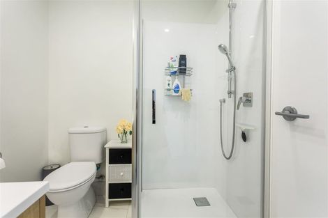 Photo of property in 18 Patariki Way, Beach Haven, Auckland, 0626