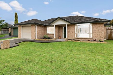 Photo of property in 10 Attymon Lane, East Tamaki, Auckland, 2016