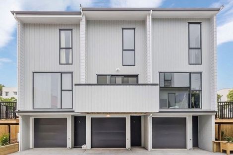 Photo of property in 77c Herald Street, Berhampore, Wellington, 6023