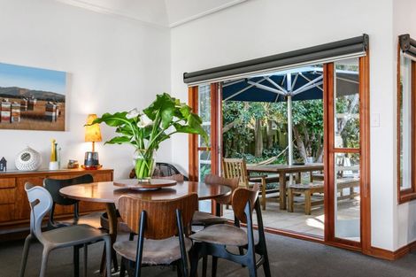 Photo of property in 43 Moana Road, Okitu, Gisborne, 4010