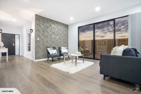 Photo of property in 32 Nola Dawn Avenue, Papakura, 2110