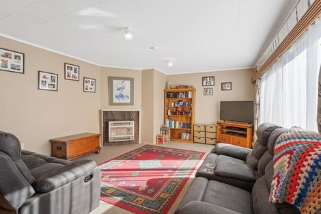 Photo of property in 14 Tavistock Street, Westown, New Plymouth, 4310