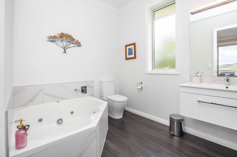 Photo of property in 998 Limeworks Loop Road, Karamu, Hamilton, 3285