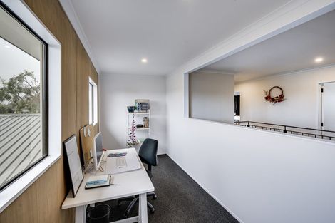 Photo of property in 13 Donegal Crescent, Tamatea, Napier, 4112